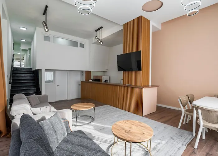 Lelas Grand - Free Parking Lejlighed