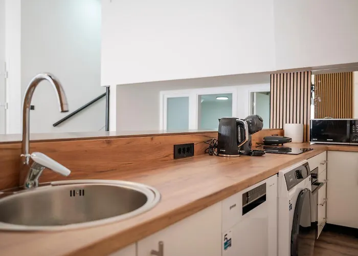 Lejlighed Lelas Grand - Free Parking