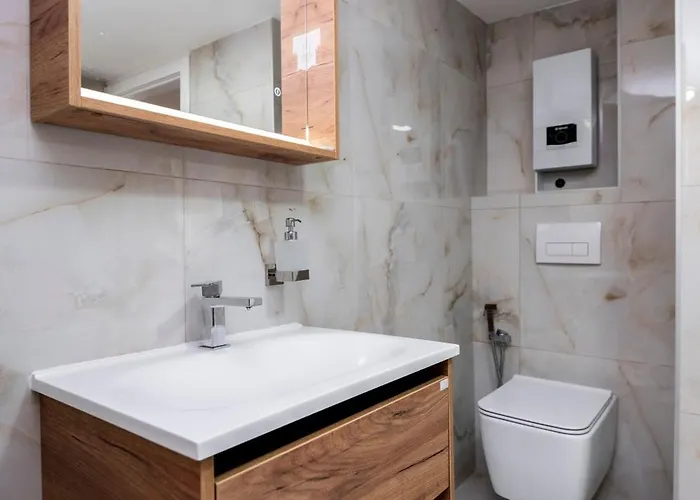 Lelas Grand - Free Parking